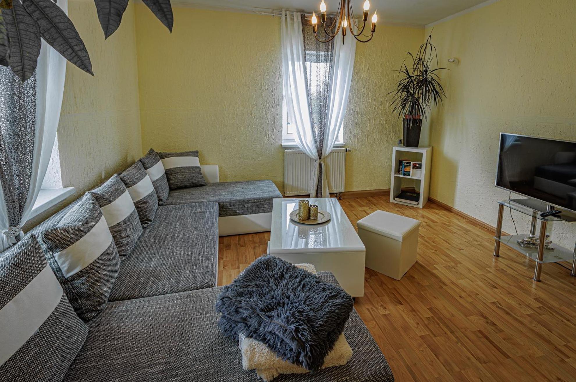 Wohnen Ueber Einem Mediterranen Restaurant,Apartment 2 Oder 3 莱比锡 外观 照片